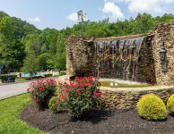 Splashin and Relaxin Hotels in Sevier County