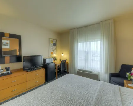 フェアフィールド イン & スイーツ バイ マリオット ララミー ララミーのホテル