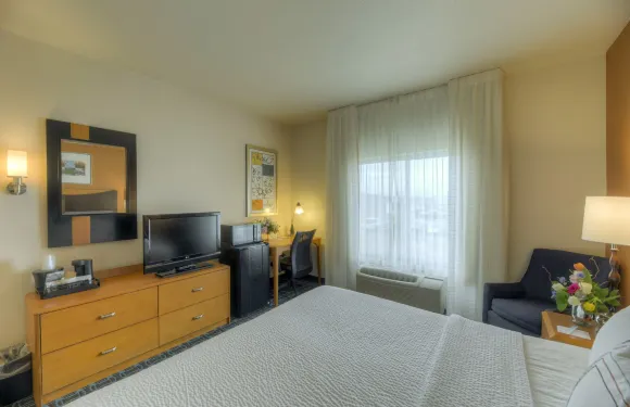 拉勒米萬楓酒店&套房