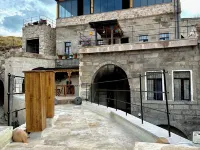 Kayaharman Cave Suites Hotels in Nar