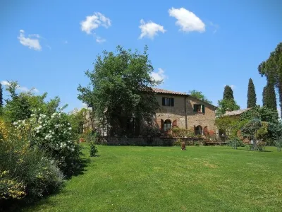 Al Giardino degli Etruschi Hotel a 