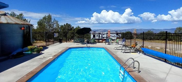 Hacienda Roja - the Juniper #5 at Wind Walker Homestead Hotels in Sanpete County