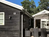 Attractive Holiday Home with Whirlpool near Hadsund - Wifi