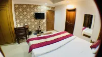 Kashish Residency and Banquet