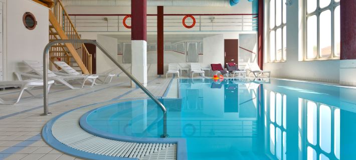 Hotel- & Ferienanlage Kapitäns-Häuser Breege Hotels in Rugen