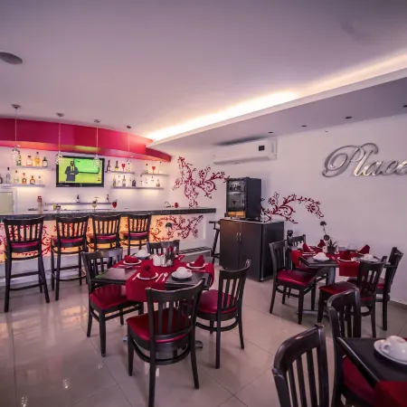 Hotel Grand Marlon