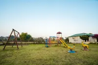 Greenscape by Beyond Stay Madhai Hotel a Bija Kheri