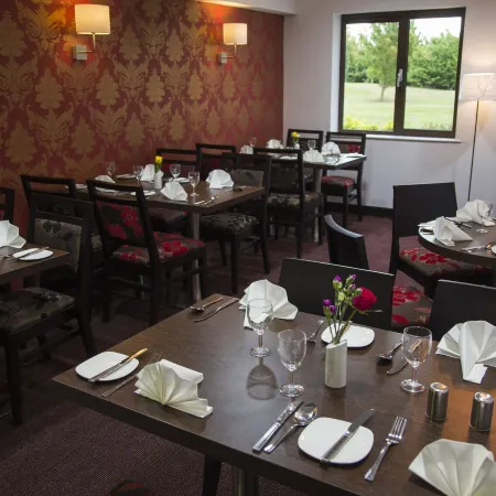 Ramada by Wyndham Cambridge