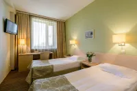 SkyPort Hotel