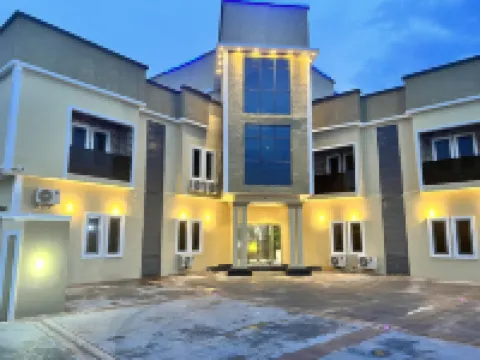 Clique Court Hotel & Suite Hotels in Warri