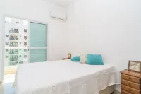 優雅的公寓在瓜魯哈的海灣