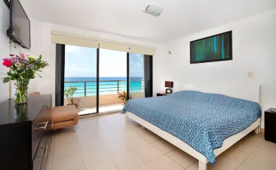 Oceanfront White Sand Beach Condo