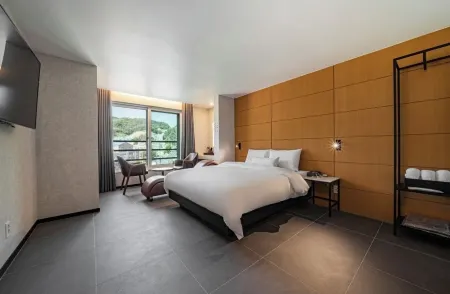 Mari Hotel Отели в г. Намъянджу