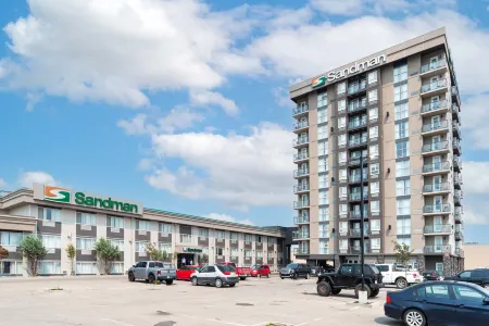 Sandman Hotel Edmonton West Отели в г. Эдмонтон