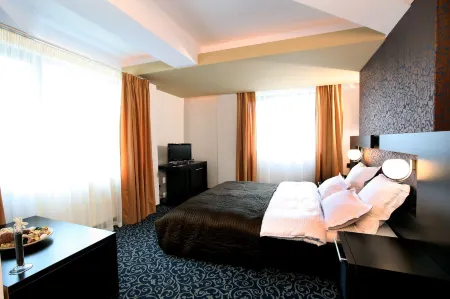 Ambiance Hotel
