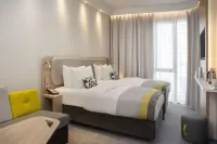 Holiday Inn Express Stuttgart - Waiblingen, an IHG Hotel Hotels in der Nähe von Station 8 - Besinnungsweg Bittenfeld