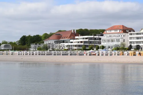 Hotel Strandschlösschen Hotels in Kalkhorst