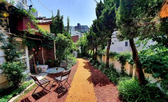 SG Tailored Serviced Home 5Min Walk from Metro
