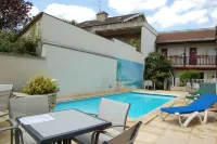 Logis Hotel au Tambour - Pools