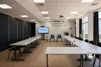 Campanile Perpignan Nord - Aéroport Hotels in Rivesaltes