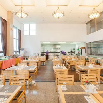 Ilseong Jeju Beach Resort Отели рядом с достопримечательностью «Пляж Хёпчже»