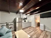 Cottage 35: Blue Heron Hideaway - Waterfront Lodging in Downtown Tavares, FL