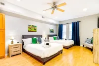 Derby Time! Highlands Home with View of Downtown Walkable.