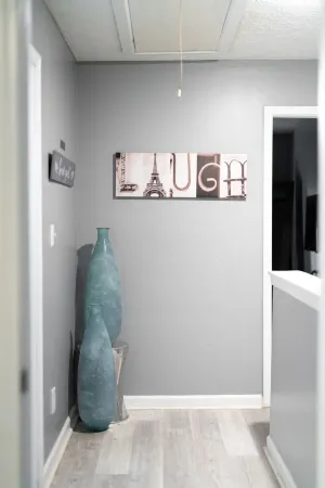 Cozy, modern 2 story townhome!