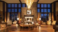 Mountain Views and Luxury Amenities - Stunning Slopeside Retreat