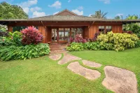 Private Plunge Pool and Access to Exclusive Amenities - Elegant Oasis