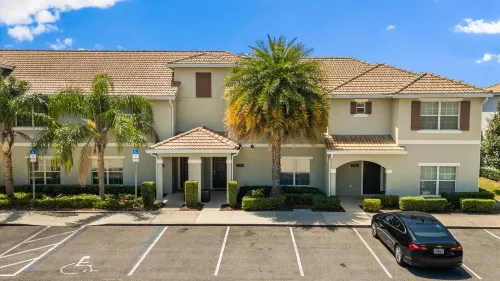 Private Heated Pool and Resort Amenities - Charming Family Retreat Các khách sạn ở Osceola County