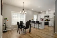 Charming Hideaway with Expansive Backyard - Serene Family Retreat Hotel a Oak Creek