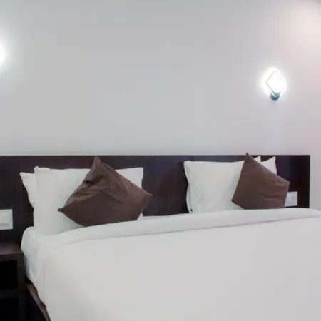 Puthooram Sea View Resort Varkala