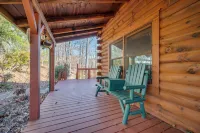 Charming 3-bedroom cabin in wonderful Lake Lure with AC, WiFi