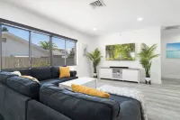 Pool Spa Eden • 12 Min to Beach • Private Fenced Yard • Relaxing Getaway