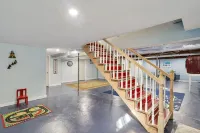 1-acre WHB Beach Village: Salt Pool & Hot Tub of Nirvana - Vacations