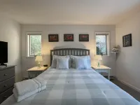 Breathtaking Mountain Views and Cozy Fireplace - Exquisite Alpine Retreat