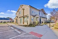 Modern Retreat - High-end Finishes, Rooftop Terrace Hoteles en Nampa