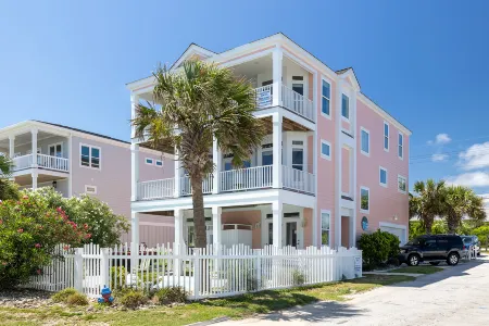 Ocean Views, Private Pool and Game Room - Stunning Coastal Haven