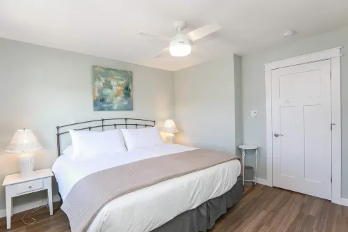 Balcony with Ocean Views and Modern Amenities - Charming Coastal Retreat