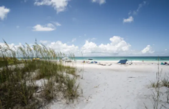 Stylish Getaway with Private Balcony - Charming Coastal Retreat