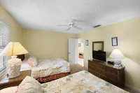 Spectacular Pool and Panoramic Beach Views - Charming Coastal Retreat