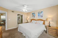 Gulf View and Free Daily Activities - Stunning Beachfront Getaway