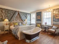 The Dial House Hotels in Broadland