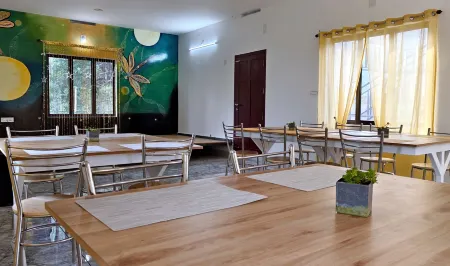 Moon Wings Mountain Resort Отели рядом с достопримечательностью «Заповедник Чиннар Уайлдлайф»