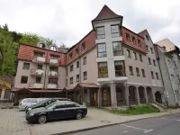 Beautiful Apartment in a Spa Resort, Only 2,5 km from the Jáchymov Chairlift - Keilberg Hotel a Karlovy Vary District