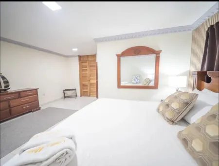 Home W Private Hot Tub, Near Everything in Sosua Center