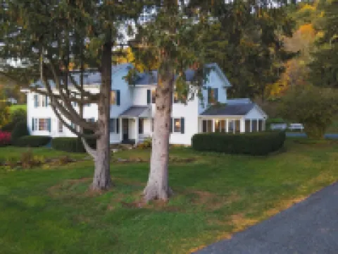 Whitney by Avantstay的私人Berkshires莊園 設菲爾德酒店