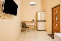 RedDoorz Syariah near Kebon Rojo Park Blitar Hotel di Ngancar