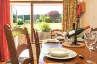 Dean Court Garden - Parking - by Brighton Holiday Lets